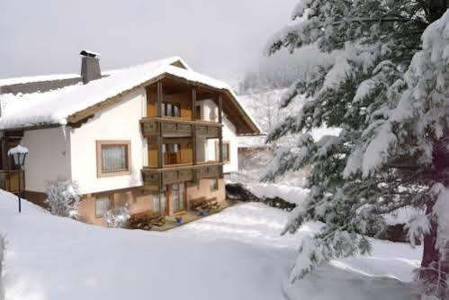 Appartementhaus Habich Bad Kleinkirchheim Exterior foto